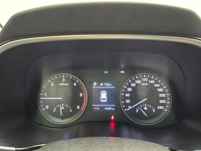 Hyundai Tucson Diesel 2.0 4Wd Smart - автомобили, коли, обяви за нови и употребявани 7