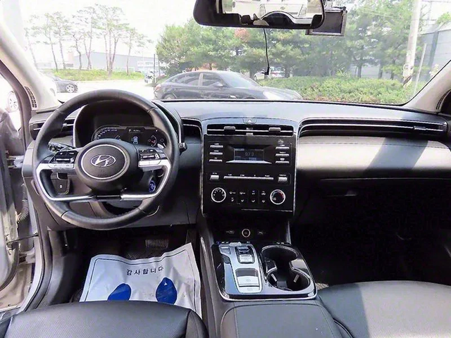 Hyundai Tucson 2.0 4Wd Modern - автомобили, коли, обяви за нови и употребявани 10