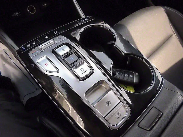 Hyundai Tucson 2.0 4Wd Modern - автомобили, коли, обяви за нови и употребявани 13