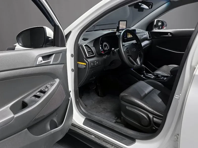 Hyundai Tucson 2.0 4Wd Smart - автомобили, коли, обяви за нови и употребявани 10