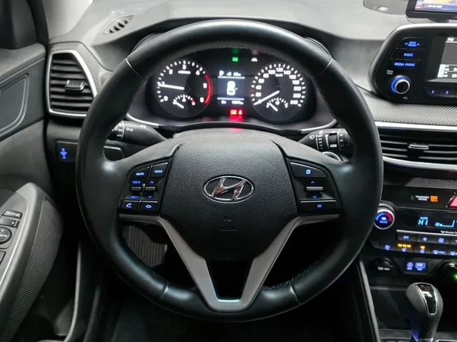 Hyundai Tucson 2.0 4Wd Smart - автомобили, коли, обяви за нови и употребявани 12