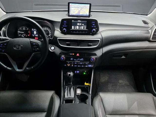 Hyundai Tucson 2.0 4Wd Smart - автомобили, коли, обяви за нови и употребявани 6