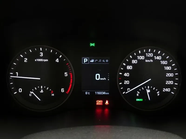 Hyundai Tucson Diesel 2.0 4Wd Style Special - автомобили, коли, обяви за нови и употребявани 7