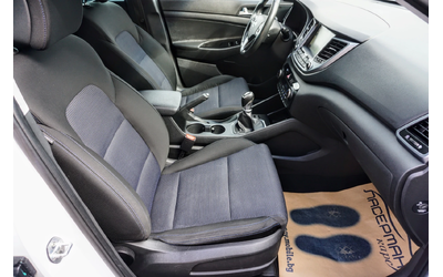 Hyundai Tucson II 1.7CRDI XPOSSIBLE - автомобили, коли, обяви за нови и употребявани 11