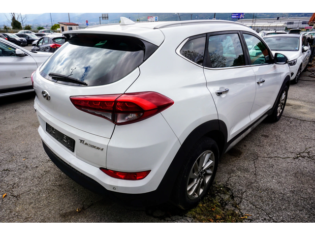 Hyundai Tucson 1.7 CRDI COMFORT PLUS PACK - автомобили, коли, обяви за нови и употребявани 2
