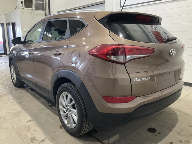 Hyundai Tucson SE* AWD* ПОДГРЕВИ* КАМЕРА* - автомобили, коли, обяви за нови и употребявани 3