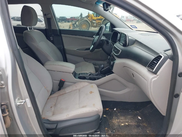 Hyundai Tucson VALUE* ПОДГРЕВ* CARPLAY* KAMEРА - автомобили, коли, обяви за нови и употребявани 6