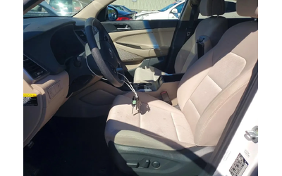 Hyundai Tucson SE - автомобили, коли, обяви за нови и употребявани 6