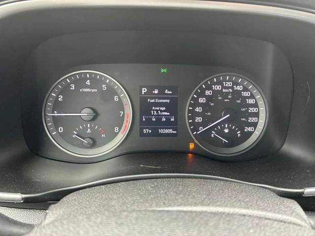 Hyundai Tucson * Luxury * ПОДГРЕВ * ПАНОРАМА * КЛИП НА МОТОРА - автомобили, коли, обяви за нови и употребявани 7