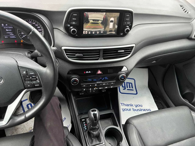 Hyundai Tucson * Luxury * ПОДГРЕВ * ПАНОРАМА * КЛИП НА МОТОРА - автомобили, коли, обяви за нови и употребявани 8