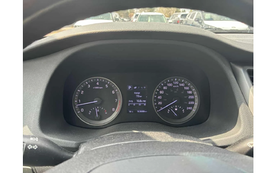 Hyundai Tucson * SE * PANO* KEYLESS* ПОДГРЕВ* - автомобили, коли, обяви за нови и употребявани 7