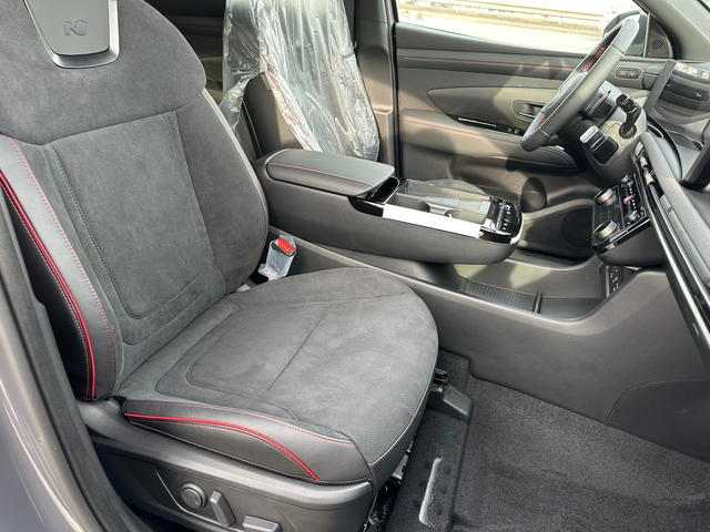 Hyundai Tucson Model-2025/Hibrid-239ps/N-line/Sitze Paket - автомобили, коли, обяви за нови и употребявани 11