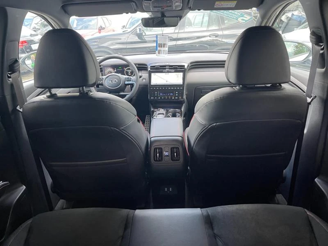 Hyundai Tucson N-line/1.6-CRDI(дизел), 7-DCT , 4X4 - автомобили, коли, обяви за нови и употребявани 14