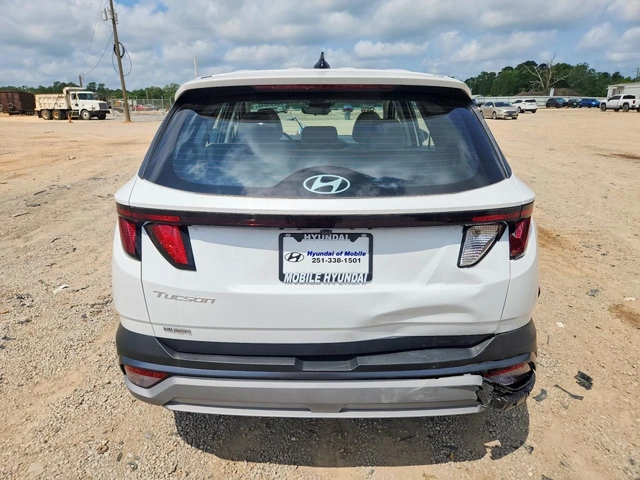 Hyundai Tucson SE - автомобили, коли, обяви за нови и употребявани 5