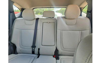 Hyundai Tucson SE - автомобили, коли, обяви за нови и употребявани 9