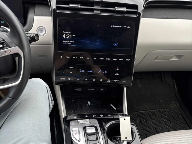 Hyundai Tucson Hybrid Luxury * 2 КЛЮЧА * ПАНОРАМА * CARFAX - автомобили, коли, обяви за нови и употребявани 8