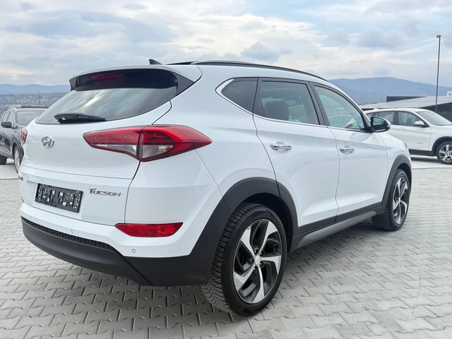 Hyundai Tucson 1.7crdi - автомобили, коли, обяви за нови и употребявани 4