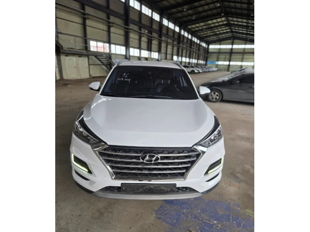 Hyundai Tucson 2.0 CRDI - ОЧАКВАН ВНОС - автомобили, коли, обяви за нови и употребявани 0