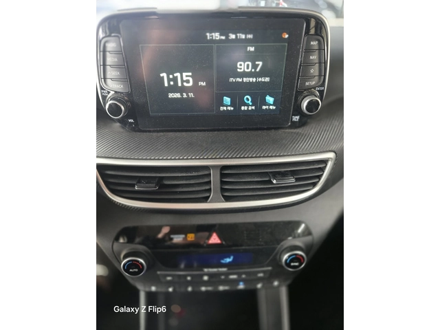 Hyundai Tucson 2.0 CRDI - ОЧАКВАН ВНОС - автомобили, коли, обяви за нови и употребявани 6