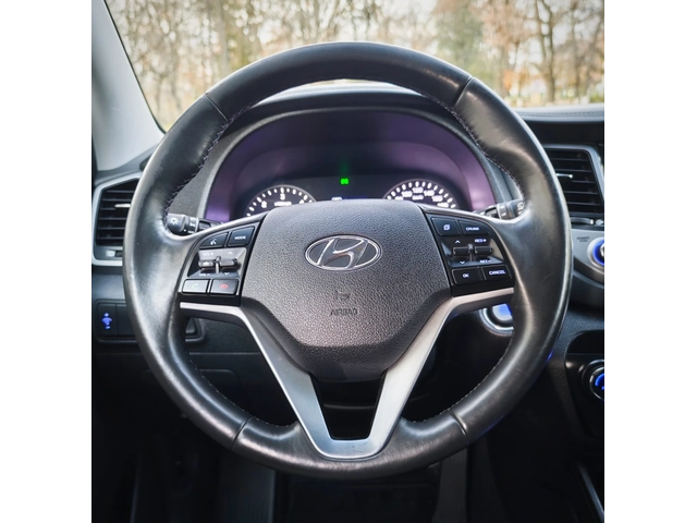 Hyundai Tucson 2.0 CRDI 4x4 - ПРОМОЦИЯ ! - автомобили, коли, обяви за нови и употребявани 10