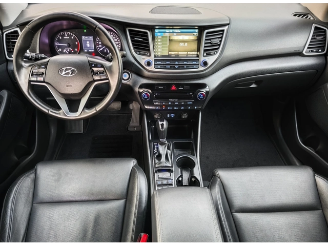 Hyundai Tucson 2.0 CRDI 4x4 - ПРОМОЦИЯ ! - автомобили, коли, обяви за нови и употребявани 13