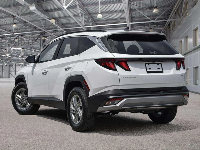 Hyundai Tucson ЧИСТО НОВ, ЦЕНА ДО БГ - автомобили, коли, обяви за нови и употребявани 3