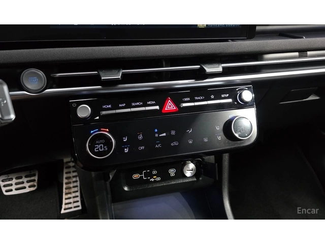 Hyundai Tucson 1.6T* 4X4* INSPIRATION* HEAD UP* DIS* КРАЙНА ЦЕНА - автомобили, коли, обяви за нови и употребявани 12