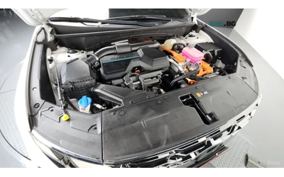 Hyundai Tucson NX4/HEV-1.6/4WD/DRIVE-ASSISTS - автомобили, коли, обяви за нови и употребявани 16