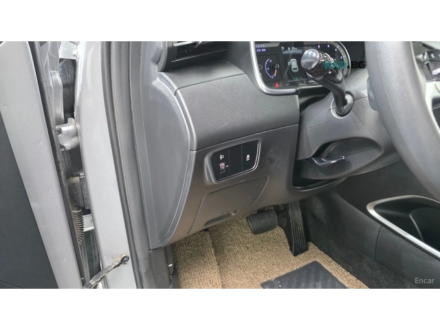 Hyundai Tucson 2.0 4WD Modern* КОЖА* НАВИ* КАМЕРА - автомобили, коли, обяви за нови и употребявани 12