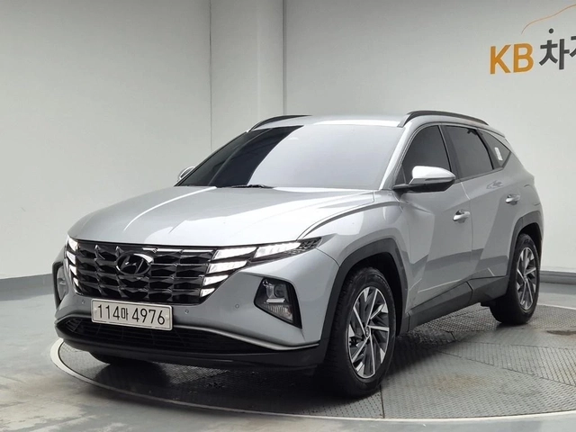 Hyundai Tucson 2.0 CRDi Premium | Smart Key - автомобили, коли, обяви за нови и употребявани 2