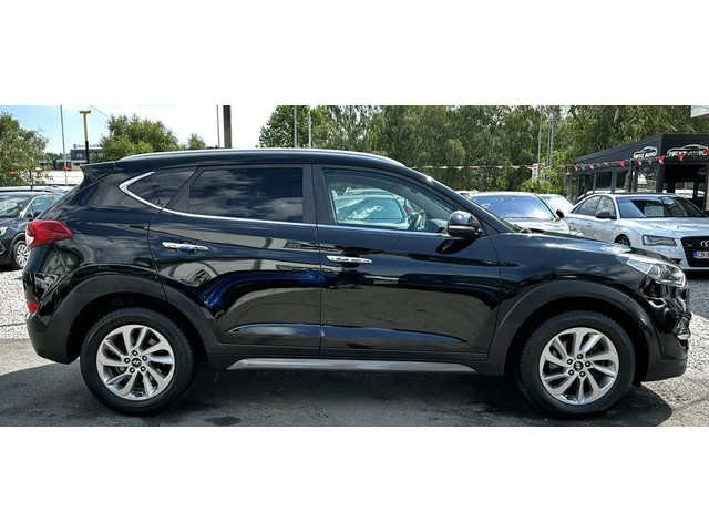 Hyundai Tucson 1.7D 116HP LANE ASSIST KEYLESS CAMERA EU6B - автомобили, коли, обяви за нови и употребявани 3