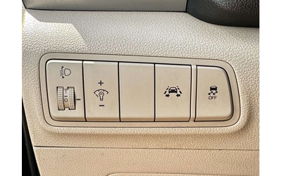 Hyundai Tucson 1.7D 116HP LANE ASSIST KEYLESS CAMERA EU6B - автомобили, коли, обяви за нови и употребявани 9