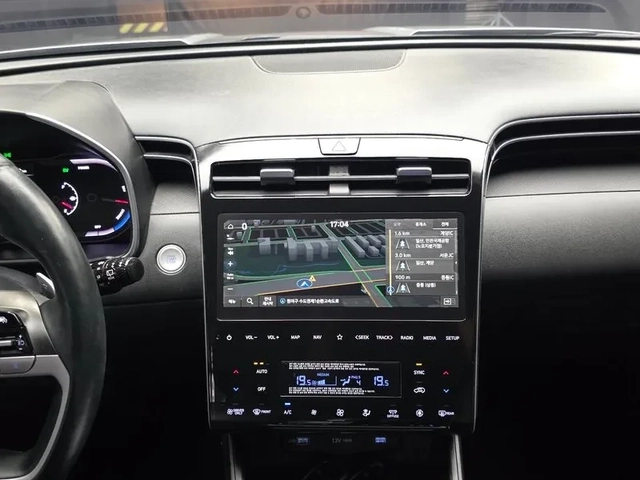 Hyundai Tucson 1.6 2WD Premium - САМО 30% АВАНС - автомобили, коли, обяви за нови и употребявани 13