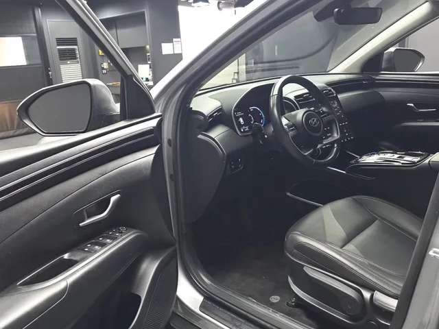 Hyundai Tucson 1.6 2WD Premium - САМО 30% АВАНС - автомобили, коли, обяви за нови и употребявани 9