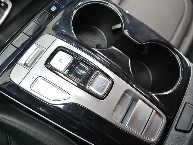 Hyundai Tucson 1.6 2WD Modern - САМО 30% АВАНС - автомобили, коли, обяви за нови и употребявани 8