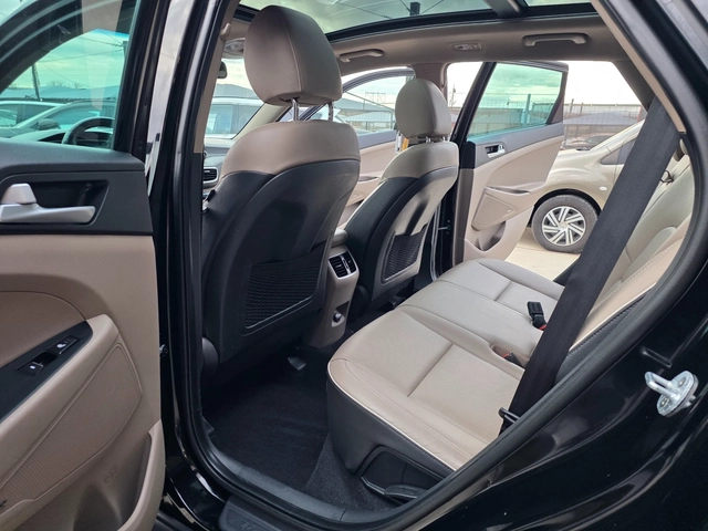 Hyundai Tucson VERTEX 1.6CRDI-EURO 6D-4X4-АВТОМАТИК-ШВЕЙЦАРИЯ - автомобили, коли, обяви за нови и употребявани 14