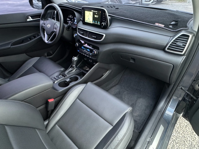 Hyundai Tucson 2.0D ! 4WD ! Premium ! - автомобили, коли, обяви за нови и употребявани 10