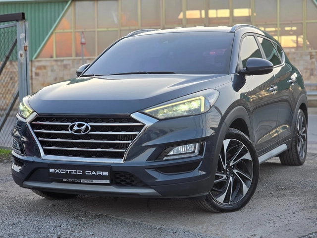 Hyundai Tucson 2.0D ! 4WD ! Premium ! - автомобили, коли, обяви за нови и употребявани 2