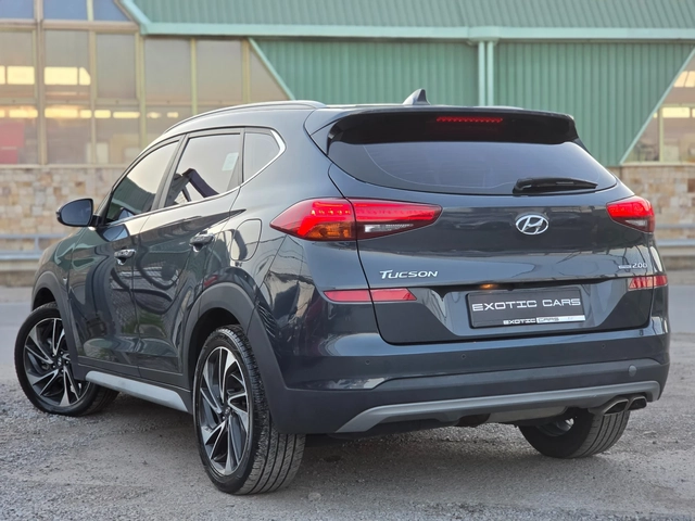 Hyundai Tucson 2.0D ! 4WD ! Premium ! - автомобили, коли, обяви за нови и употребявани 5