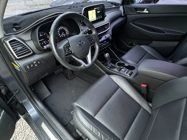 Hyundai Tucson 2.0D ! 4WD ! Premium ! - автомобили, коли, обяви за нови и употребявани 7