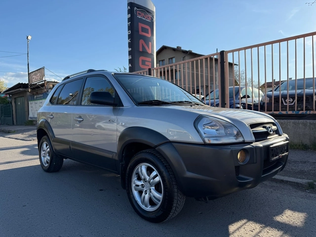 Hyundai Tucson 2, 000CRDI 4x4 EURO4 - автомобили, коли, обяви за нови и употребявани 0
