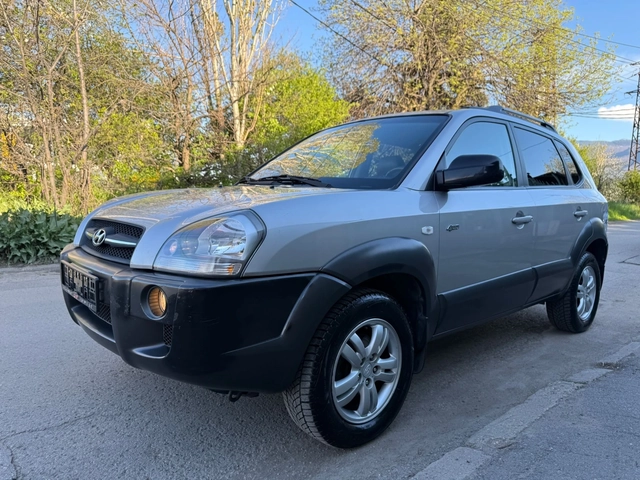 Hyundai Tucson 2, 000CRDI 4x4 EURO4 - автомобили, коли, обяви за нови и употребявани 3