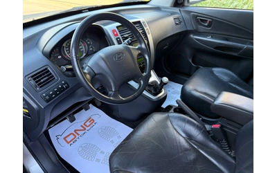 Hyundai Tucson 2, 000CRDI 4x4 EURO4 - автомобили, коли, обяви за нови и употребявани 8