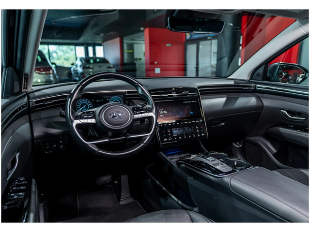 Hyundai Tucson Hyundai Tucson  - автомобили, коли, обяви за нови и употребявани 8