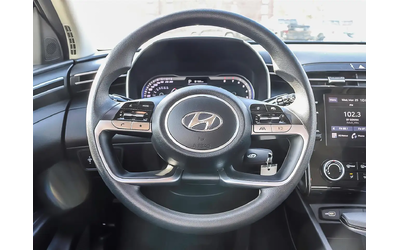 Hyundai Tucson ESSENTIAL | APPLE CARPLAY | BACKUP CAMERA | HTD SE Front Wheel Drive - автомобили, коли, обяви за нови и употребявани 10