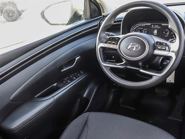 Hyundai Tucson ESSENTIAL | APPLE CARPLAY | BACKUP CAMERA | HTD SE Front Wheel Drive - автомобили, коли, обяви за нови и употребявани 14