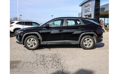 Hyundai Tucson ESSENTIAL | APPLE CARPLAY | BACKUP CAMERA | HTD SE Front Wheel Drive - автомобили, коли, обяви за нови и употребявани 4