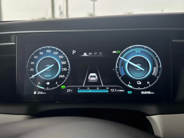 Hyundai TUCSON HYBRID 1.6L 4cyl AWD - автомобили, коли, обяви за нови и употребявани 7