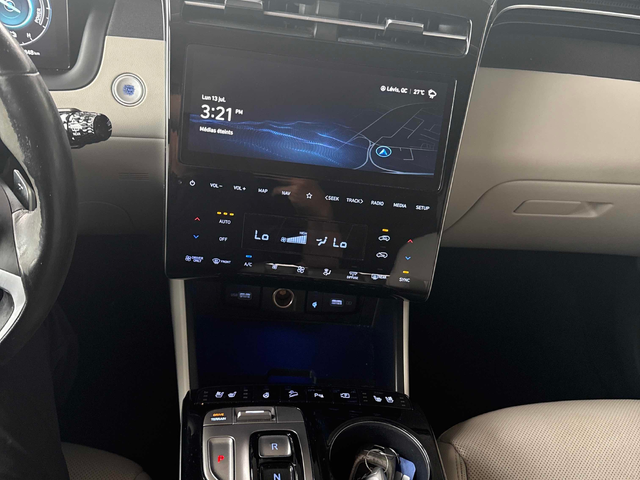 Hyundai TUCSON HYBRID 1.6L 4cyl AWD - автомобили, коли, обяви за нови и употребявани 8