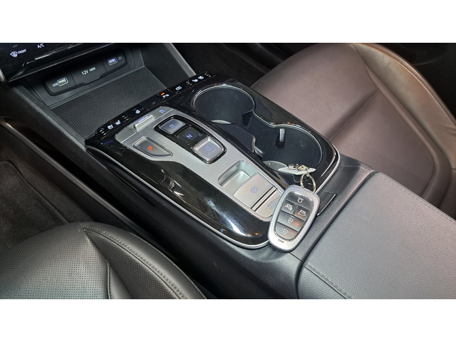 Hyundai Tucson NX - автомобили, коли, обяви за нови и употребявани 16